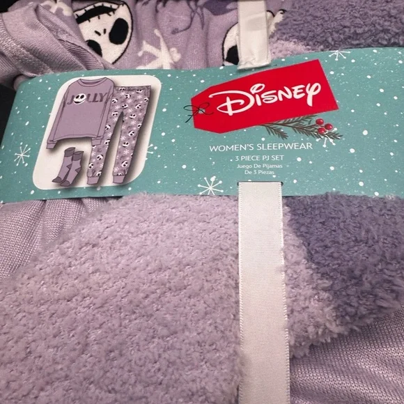 Disney Jack Skellington 3 Piece Set Womens Size 3X (22-24) Pajamas Pjs Socks NWT - Picture 11 of 14